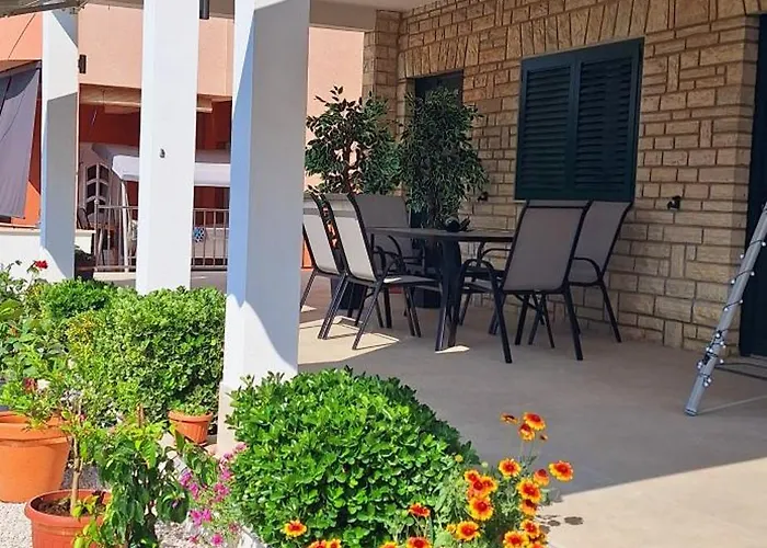 Гостевой дом Adriasobe 4*